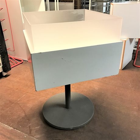 Störtkorg vit/grå med frostad acrylram