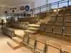 Fällstol beige plast väggmontering